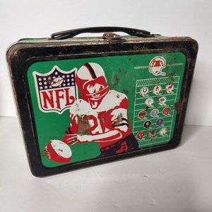 Vintage 1973 Metal NFL Football Lunchbox Green